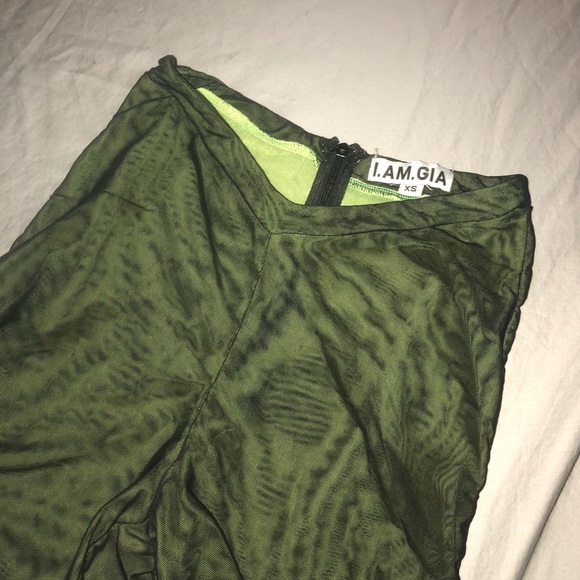 I.AM.GIA Solaris shorts in green XS - Picture 2 of 2